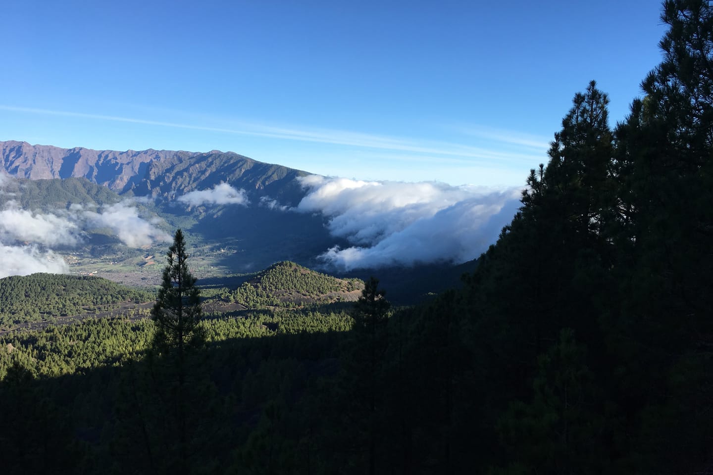 Montañas verdes de la Cumbre Nueva